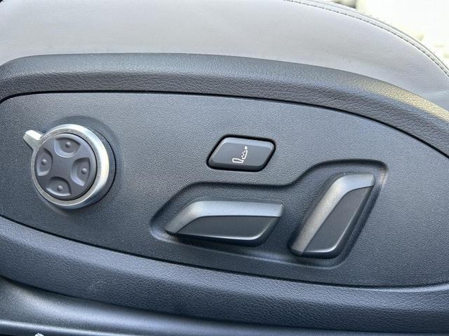 ＲＳ５スポーツバック ベースグレード　カーボンスタイリングＰＫＧ　ＲＳデザインＰＫＧグレー　ＲＳスポーツバックエキゾースト　パノラマサンルーフ　ＯＰ２０インチＡＷ　カーボンディラティブパネル　レッドブレーキキャリパー　全席シートヒーター（39枚目）