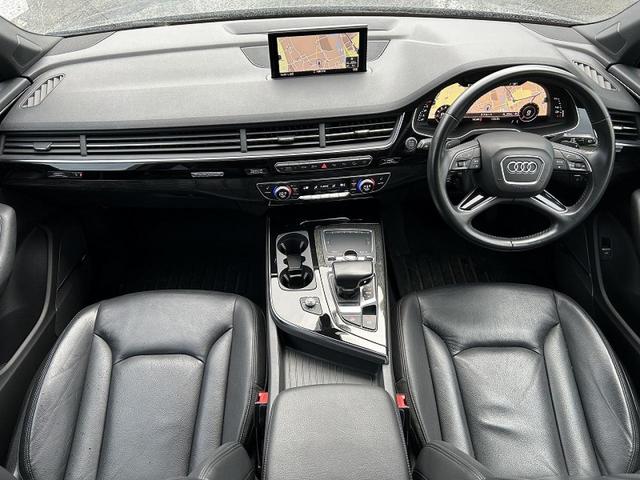 【認定中古車】Ａｕｄｉ専門のテクニシャンが、１００項目にもおよぶ精密な点検を実施。すべてをクリアしたＡｕｄｉ車のみが対象となります。