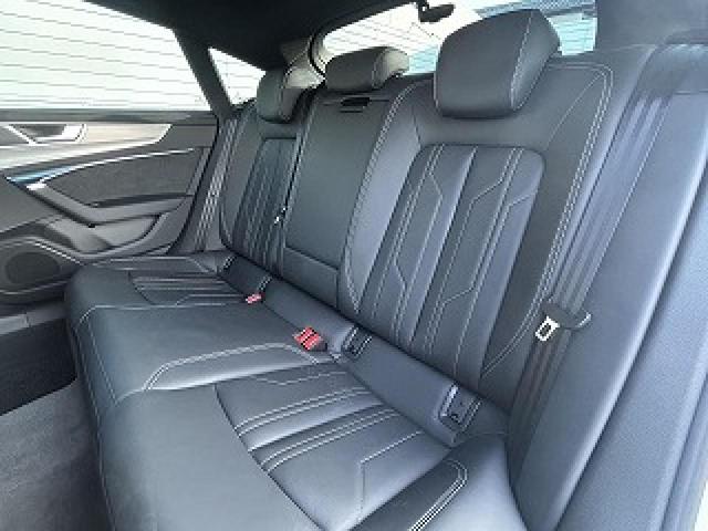 Ａ７スポーツバック ４５ＴＦＳＩクワトロ　Ｓラインパッケージ　テクノロジーＰＫＧ　純正２０インチＡＷ　スポーツＰＫＧ　ワンオーナー　パークアシスト　ＡＣＣ　レーンアシスト　全周囲カメラ　マトリクスＬＥＤ　アンビエントライト　スマホ連携　黒革　バーチャルＣＰ（15枚目）