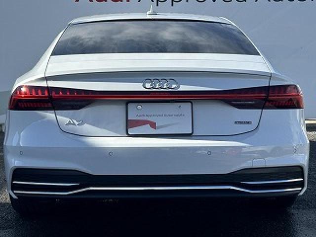 Ａ７スポーツバック ４５ＴＦＳＩクワトロ　Ｓラインパッケージ　テクノロジーＰＫＧ　純正２０インチＡＷ　スポーツＰＫＧ　ワンオーナー　パークアシスト　ＡＣＣ　レーンアシスト　全周囲カメラ　マトリクスＬＥＤ　アンビエントライト　スマホ連携　黒革　バーチャルＣＰ（19枚目）