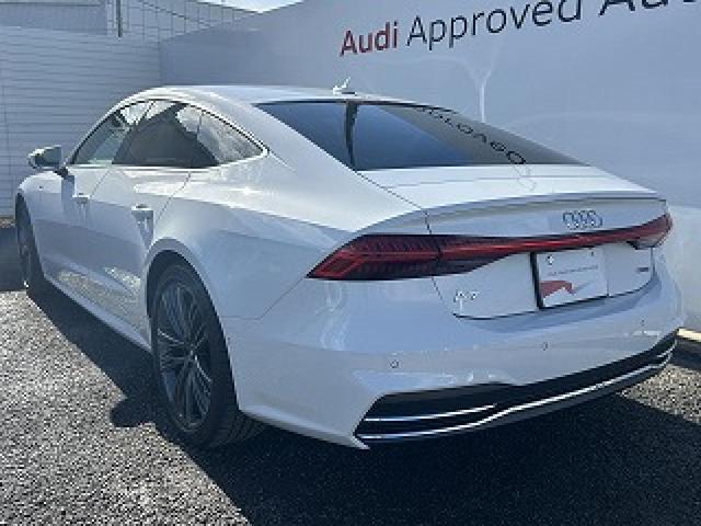 Ａ７スポーツバック ４５ＴＦＳＩクワトロ　Ｓラインパッケージ　テクノロジーＰＫＧ　純正２０インチＡＷ　スポーツＰＫＧ　ワンオーナー　パークアシスト　ＡＣＣ　レーンアシスト　全周囲カメラ　マトリクスＬＥＤ　アンビエントライト　スマホ連携　黒革　バーチャルＣＰ（21枚目）