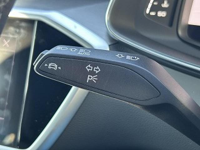 Ａ７スポーツバック ４５ＴＦＳＩクワトロ　Ｓラインパッケージ　テクノロジーＰＫＧ　純正２０インチＡＷ　スポーツＰＫＧ　ワンオーナー　パークアシスト　ＡＣＣ　レーンアシスト　全周囲カメラ　マトリクスＬＥＤ　アンビエントライト　スマホ連携　黒革　バーチャルＣＰ（29枚目）