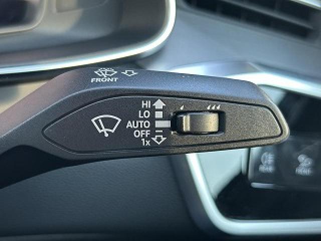 Ａ７スポーツバック ４５ＴＦＳＩクワトロ　Ｓラインパッケージ　テクノロジーＰＫＧ　純正２０インチＡＷ　スポーツＰＫＧ　ワンオーナー　パークアシスト　ＡＣＣ　レーンアシスト　全周囲カメラ　マトリクスＬＥＤ　アンビエントライト　スマホ連携　黒革　バーチャルＣＰ（30枚目）