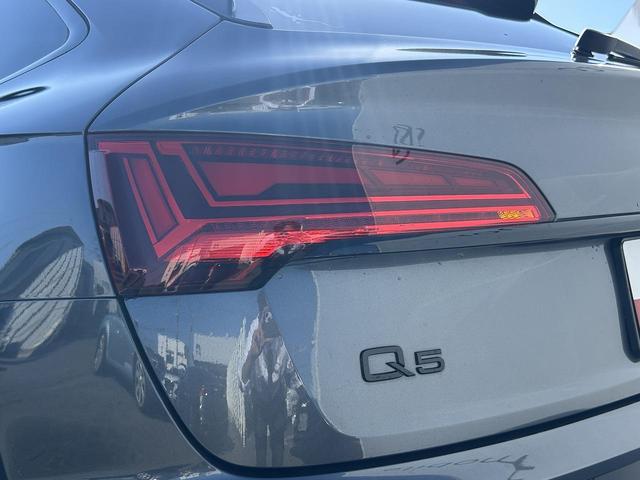 Ｑ５スポーツバック ４０ＴＤＩクワトロ　Ｓライン　Ｂａｎｇ＆Ｏｌｕｆｓｅｎ　サンルーフ　オプション２０インチＡＷ　ブラックスタイリングＰＫＧ　コンフォートＰＫＧ　Ｓラインプラス　ＴＶチューナー　ステアリングヒーター　プライバシーガラス（22枚目）