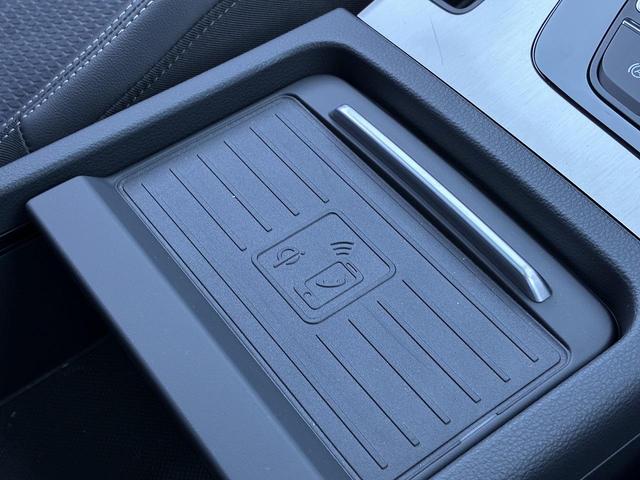 Ｑ５スポーツバック ４０ＴＤＩクワトロ　Ｓライン　Ｂａｎｇ＆Ｏｌｕｆｓｅｎ　サンルーフ　オプション２０インチＡＷ　ブラックスタイリングＰＫＧ　コンフォートＰＫＧ　Ｓラインプラス　ＴＶチューナー　ステアリングヒーター　プライバシーガラス（27枚目）