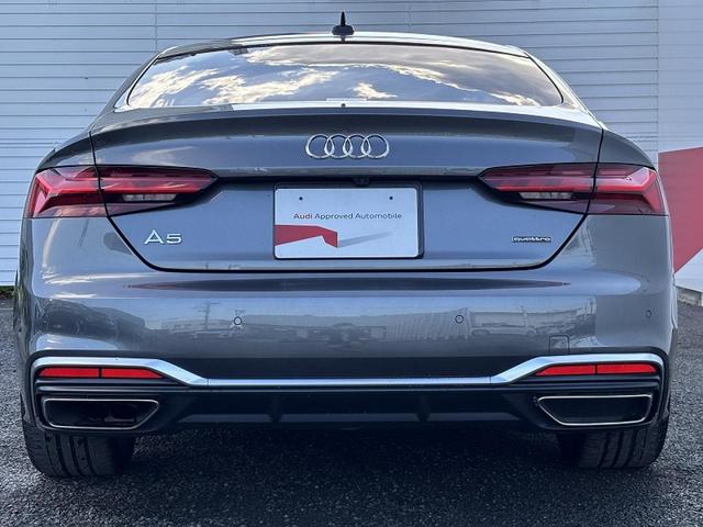 Ａ５スポーツバック ４０ＴＤＩクワトロ　Ｓライン　オプション１９インチＡＷ　コンフォートＰＫＧ　ＡＣＣ　レーンアシスト　サイドアシスト　パークアシスト　全周囲カメラ　ステアリングヒーター　マトリクスＬＥＤ　シートヒーター　スマホ連携（20枚目）