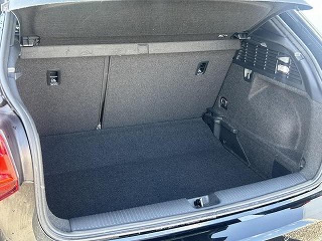 Ｑ２ ３０ＴＦＳＩスポーツ　ＳラインＰＫＧ　ナビゲーションＰＫＧ　アシスタンスＰＫＧ　オートマチックテールゲート　ＡＣＣ　レーンアシスト　ドライブセレクト　ＴＶチューナー　サイドアシスト　ハーフレザーシート　スマホ連携（15枚目）