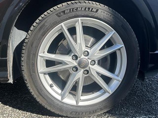 Ｑ２ ３０ＴＦＳＩスポーツ　ＳラインＰＫＧ　ナビゲーションＰＫＧ　アシスタンスＰＫＧ　オートマチックテールゲート　ＡＣＣ　レーンアシスト　ドライブセレクト　ＴＶチューナー　サイドアシスト　ハーフレザーシート　スマホ連携（24枚目）