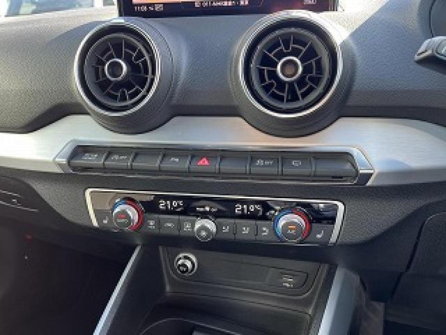 Ｑ２ ３０ＴＦＳＩスポーツ　ＳラインＰＫＧ　ナビゲーションＰＫＧ　アシスタンスＰＫＧ　オートマチックテールゲート　ＡＣＣ　レーンアシスト　ドライブセレクト　ＴＶチューナー　サイドアシスト　ハーフレザーシート　スマホ連携（27枚目）