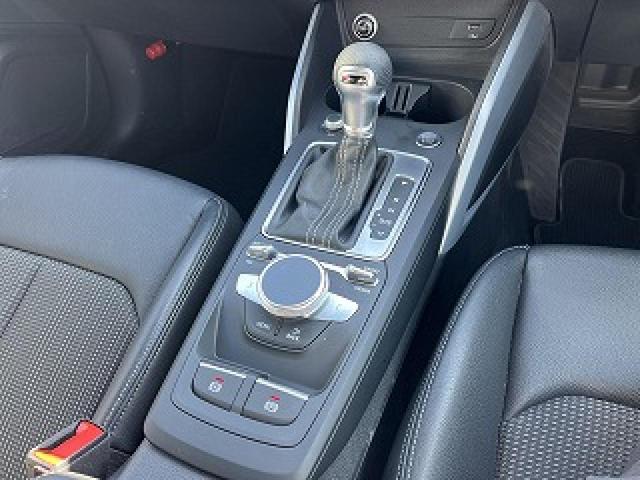 Ｑ２ ３０ＴＦＳＩスポーツ　ＳラインＰＫＧ　ナビゲーションＰＫＧ　アシスタンスＰＫＧ　オートマチックテールゲート　ＡＣＣ　レーンアシスト　ドライブセレクト　ＴＶチューナー　サイドアシスト　ハーフレザーシート　スマホ連携（29枚目）