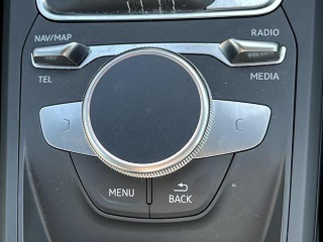 Ｑ２ ３０ＴＦＳＩスポーツ　ＳラインＰＫＧ　ナビゲーションＰＫＧ　アシスタンスＰＫＧ　オートマチックテールゲート　ＡＣＣ　レーンアシスト　ドライブセレクト　ＴＶチューナー　サイドアシスト　ハーフレザーシート　スマホ連携（30枚目）