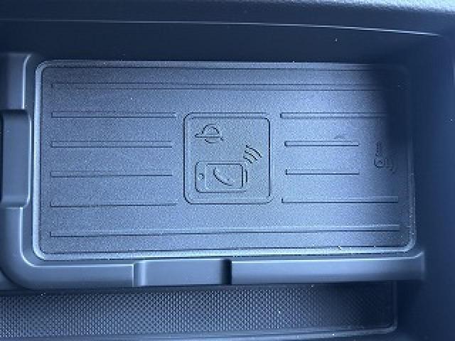 Ａ５スポーツバック Ｓラインコンペティションプラス　１２５台限定　専用２０インチＡＷ　レッドキャリパー　ファイナッパーレザー　ブラックスタイリングＰＫＧ　　コンフォートＰＫＧ　ダンピングコントロールサス　ワイヤレスチャージ　スマホ連携　シートヒータ（11枚目）