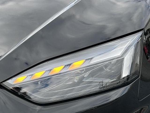 Ａ５スポーツバック Ｓラインコンペティションプラス　１２５台限定　専用２０インチＡＷ　レッドキャリパー　ファイナッパーレザー　ブラックスタイリングＰＫＧ　　コンフォートＰＫＧ　ダンピングコントロールサス　ワイヤレスチャージ　スマホ連携　シートヒータ（12枚目）