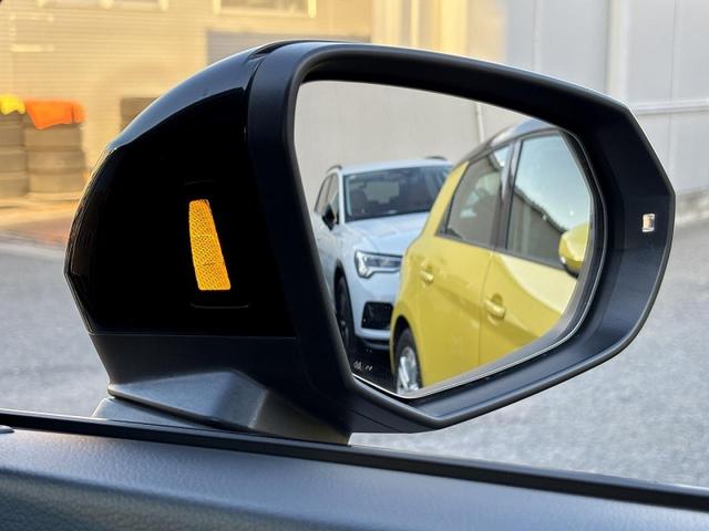 Q3スポーツバック 35TFSI Sライン ブラックスタイリングPKG コンビニエンス&アシスタンスPKG プラスPKG パーシャルレザー スマホ連携 ワイヤレスチャージング ドライブセレクト マルチカラーアンビエントライト 1オーナー(10枚目)