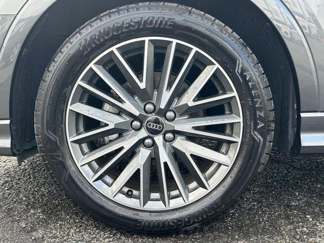 Q3スポーツバック 35TFSI Sライン ブラックスタイリングPKG コンビニエンス&アシスタンスPKG プラスPKG パーシャルレザー スマホ連携 ワイヤレスチャージング ドライブセレクト マルチカラーアンビエントライト 1オーナー(25枚目)