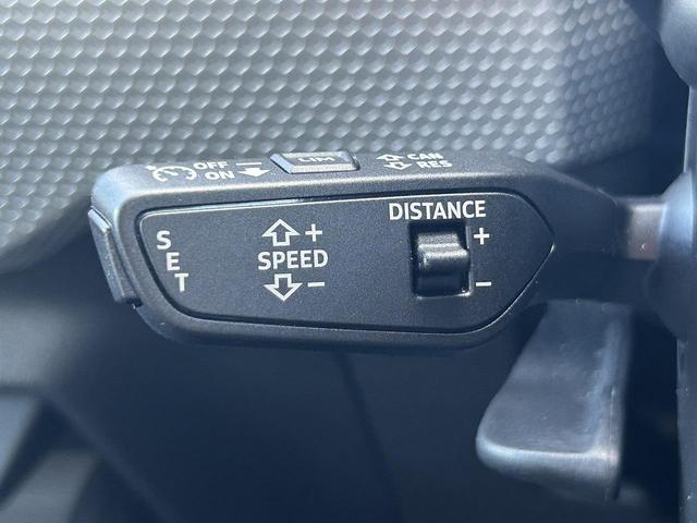 A1スポーツバック 25TFSI Sライン コンビニ&アシスタンスPKG スマホ連携 コントラストルーフ インテリアプラスPKG ワイヤレスチャージ ACC サイドアシスト ハーフレザー パドルシフト シートヒーター 17インチAW 1オーナー(6枚目)