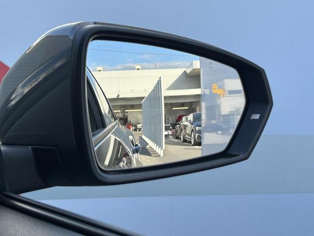 A1スポーツバック 25TFSI Sライン コンビニ&アシスタンスPKG スマホ連携 コントラストルーフ インテリアプラスPKG ワイヤレスチャージ ACC サイドアシスト ハーフレザー パドルシフト シートヒーター 17インチAW 1オーナー(7枚目)