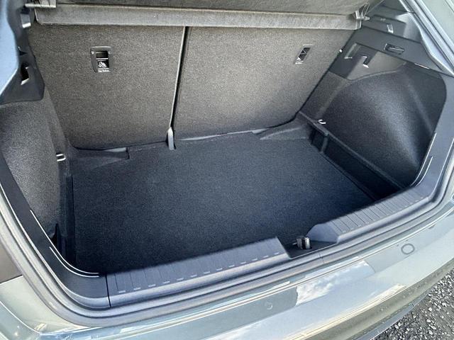 A1スポーツバック 25TFSI Sライン コンビニ&アシスタンスPKG スマホ連携 コントラストルーフ インテリアプラスPKG ワイヤレスチャージ ACC サイドアシスト ハーフレザー パドルシフト シートヒーター 17インチAW 1オーナー(15枚目)