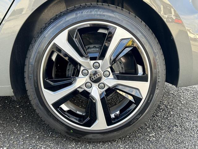 A1スポーツバック 25TFSI Sライン コンビニ&アシスタンスPKG スマホ連携 コントラストルーフ インテリアプラスPKG ワイヤレスチャージ ACC サイドアシスト ハーフレザー パドルシフト シートヒーター 17インチAW 1オーナー(23枚目)