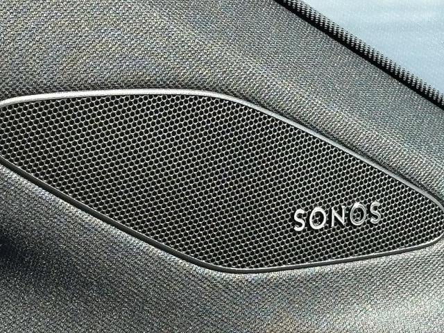 Q4スポーツバック e-トロン 40e-トロン Sライン サンルーフ SONOSサウンドシステム SラインインテリアプラスPKG TVチューナー マトリクスLED ACC レーンアシスト サイドアシスト 全周囲カメラ ワイヤレスチャージ 20インチAW(4枚目)