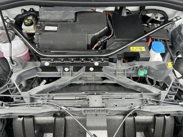 Q4スポーツバック e-トロン 40e-トロン Sライン サンルーフ SONOSサウンドシステム SラインインテリアプラスPKG TVチューナー マトリクスLED ACC レーンアシスト サイドアシスト 全周囲カメラ ワイヤレスチャージ 20インチAW(35枚目)