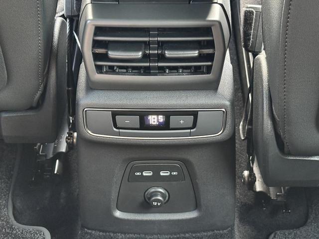 Q4スポーツバック e-トロン 40e-トロン Sライン サンルーフ SONOSサウンドシステム SラインインテリアプラスPKG TVチューナー マトリクスLED ACC レーンアシスト サイドアシスト 全周囲カメラ ワイヤレスチャージ 20インチAW(36枚目)