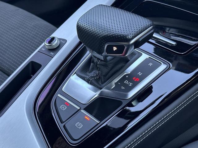 A4アバント 35TFSI Sライン ブラックスタイリングPKG オプション19インチAW Sラインプラス TVチューナー コンフォートPKG 全周囲カメラ アンビエントライト スマホ連携 マトリクスLED ワイヤレスチャージ(31枚目)