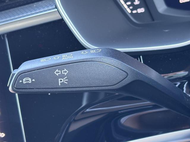 Q3スポーツバック ダイナミックエディション RSダンピングコントロールサス ブラックスタイリングPKG 専用20インチAW スマホ連携 ワイヤレスチャージ パーシャルレザー アンビエントライト サイドアシスト コントラストペイント 1オーナー(10枚目)