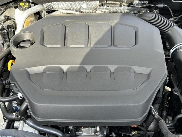 ＴＴクーペ ４５ＴＦＳＩクワトロ　Ｓラインパッケージ　コンフォートＰＫＧ　マトリクスＬＥＤ　シートヒーター　　サイドアシスト　スマホ連携　バーチャルコックピット　バックカメラ　ドライブセレクト　パドルシフト　１８インチＡＷ　１オーナー（17枚目）