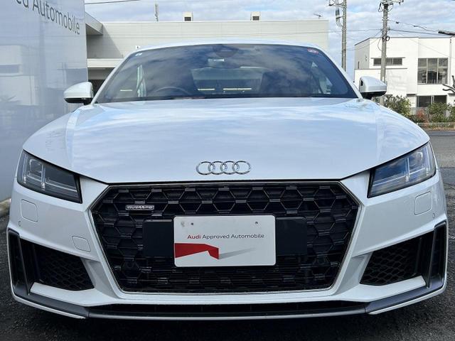 ＴＴクーペ ４５ＴＦＳＩクワトロ　Ｓラインパッケージ　コンフォートＰＫＧ　マトリクスＬＥＤ　シートヒーター　　サイドアシスト　スマホ連携　バーチャルコックピット　バックカメラ　ドライブセレクト　パドルシフト　１８インチＡＷ　１オーナー（18枚目）