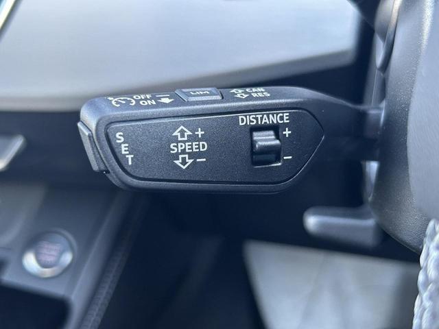 Ａ４ ３５ＴＦＳＩ　Ｓライン　コンフォートＰＫＧ　ＴＶチューナー　ＳラインプラスＰＫＧ　ＡＣＣ　レーンアシスト　サイドアシスト　シートヒーター　パークアシスト　スマホ連携　ワイヤレスチャージ　マトリクスＬＥＤ　１オーナー（9枚目）