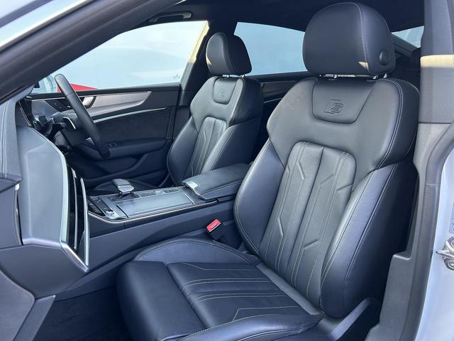 A7スポーツバック 45TFSIクワトロ Sラインパッケージ サンルーフ アシスタンスPKG HDマトリクスLED ACC レーンアシスト サイドアシスト 全周囲カメラ 20インチAW スマホ連携 ワイヤレスチャージ マルチカラーアンビエントライト(13枚目)