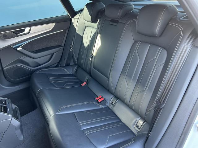 A7スポーツバック 45TFSIクワトロ Sラインパッケージ サンルーフ アシスタンスPKG HDマトリクスLED ACC レーンアシスト サイドアシスト 全周囲カメラ 20インチAW スマホ連携 ワイヤレスチャージ マルチカラーアンビエントライト(14枚目)