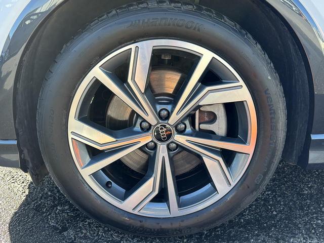 Q4スポーツバック e-トロン 40e-トロン Sライン SラインインテリアプラスPKG マトリクスLEDヘッドライト マルチカラーアンビエントライト パーシャルレザー アンビエントライト ACC レーンアシスト サイドアシスト 全周囲カメラ 純正20インチ(13枚目)