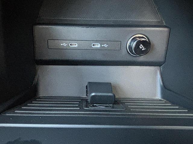 Q4スポーツバック e-トロン 40e-トロン Sライン SラインインテリアプラスPKG マトリクスLEDヘッドライト マルチカラーアンビエントライト パーシャルレザー アンビエントライト ACC レーンアシスト サイドアシスト 全周囲カメラ 純正20インチ(35枚目)