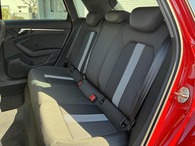 A3 スポーツバック30TFSIアドバンスド コンビニエンス&アシスタンスPKG ナビゲーションPKG テクノロジーPKG シートヒーター サイドアシスト レーンアシスト ACC バックカメラ ワイヤレスチャージ スマホ連携 1オーナー(15枚目)