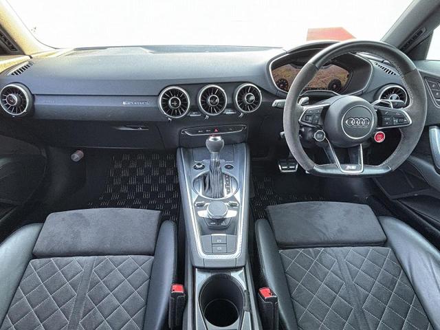 TT RSクーペ ベースグレード セラミックディスクブレーキ オプション20インチAW マトリクスOLEDリアライト アシスタンスPKG アクティブレーンアシスト クルコン サイドアシスト TVチューナー(2枚目)