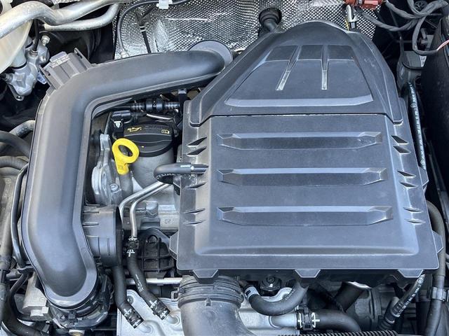 Q2 30TFSIスポーツ 1オーナー アシスタンスPKG ナビゲーションPKG レーンアシスト サイドアシスト ACC バーチャルコックピット ドライブセレクト バックカメラ 前席シートヒーター オートマチックテールゲート(17枚目)