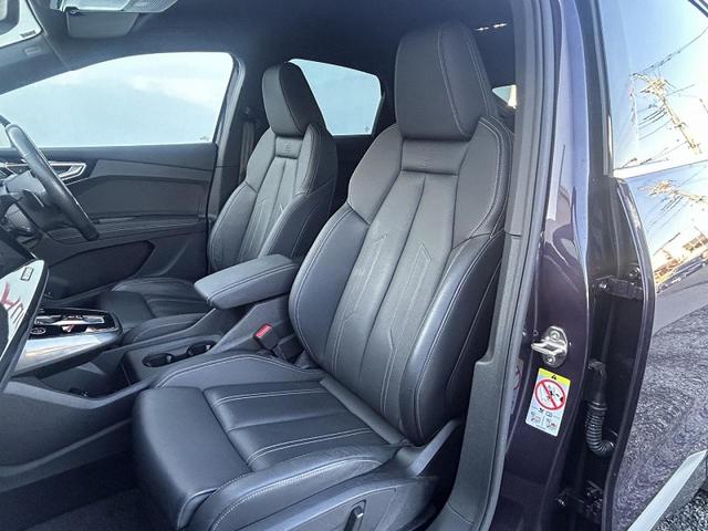 Ｑ４スポーツバック ｅ－トロン ４０ｅ－トロン　Ｓライン　ＳＯＮＯＳ　ＡＲヘッドアップディスプレイ　電動シート　ＭＭＩナビゲーションプロ　２０インチＡＷ　マトリクスＬＥＤヘッドライト　ＡＣＣ　レーンアシスト　サイドアシスト　１オーナー（14枚目）