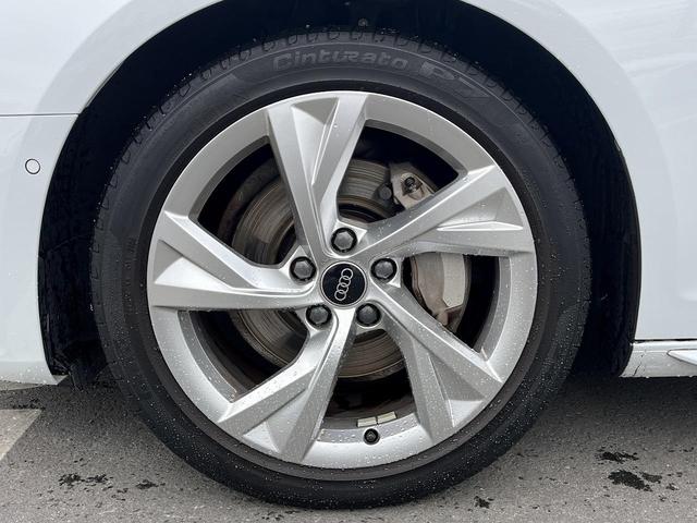 A4 40TDIクワトロ Sライン SラインプラスPKG TVチューナー コンフォートPKG 全周囲カメラ パークアシスト マトリクスLED シートメモリー アンビエントライト スマホ連携 サイドアシスト レーンアシスト 1オーナー(24枚目)