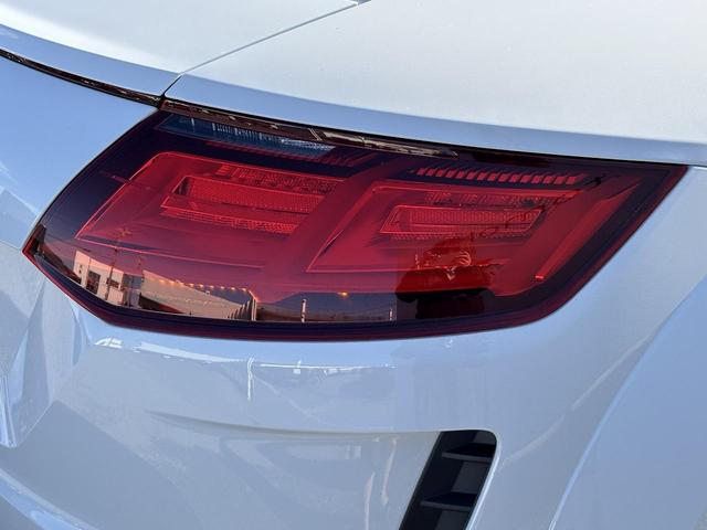 TTクーペ 45TFSIクワトロ Sラインパッケージ ブラックスタイリングPKG コンフォートPKG OP19インチAW TVチューナー マトリクスLEDライト プライバシーガラス アルカンターラレザー パドルシフト サイドアシスト パワーシート(21枚目)