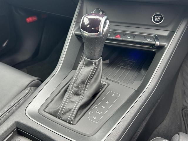 Q3 35TFSI Sライン コンビニエンスアシスタンスPKG プラスPKG TVチューナー スマホ連携 ACC レーンアシスト サイドアシスト ドライブセレクト 全周囲カメラ ワイヤレスチャージ プライバシーガラス 1オーナー(23枚目)