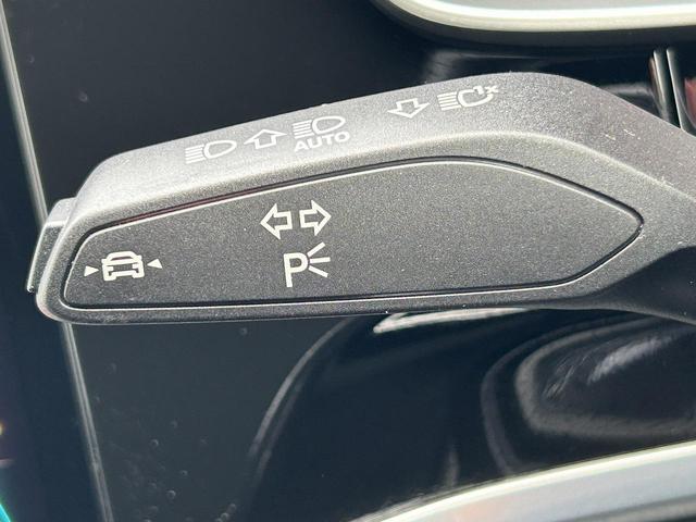 Q3スポーツバック 35TDIクワトロ Sライン ブラックスタイリング コンビニエンスアシスタンスPKG スマホ連携 全周囲カメラ ドライブセレクト ACC レーンアシスト サイドアシスト バーチャルコックピット 1オーナー(10枚目)