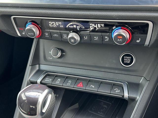 Ｑ３ ３５ＴＦＳＩ　Ｓライン　コンビニエンス＆アシスタンスＰＫＧ　プラスＰＫＧ　ブラックスタイリングＰＫＧ　ＯＰ１９インチＡＷ　スマホ連携　ＡＣＣ　レーンアシスト　サイドアシスト　パーシャルレザー　シートヒーター　１オーナー（32枚目）