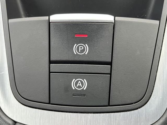 ＴＴＳクーペ ２．０ＴＦＳＩ　クワトロ　エクステンデットレザーＰＫＧ　アシスタンスＰＫＧ　Ｂ＆Ｏ　ファインナッパーレザー　レッドキャリパー　ホールドアシスト　シートヒーター　アドバンスドキー　可変式リヤ　ビルトインＥＴＣ　バックカメラ（8枚目）