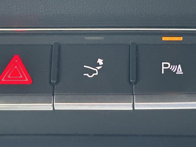 ＴＴクーペ １．８ＴＦＳＩ　Ｓラインパッケージ　アシスタンスＰＫＧ　マトリクスＬＥＤ　アルカンターラシート　ドライブセレクト　バーチャルコックピット　ＴＶチューナー　バックカメラ　Ｂｌｕｅｔｏｏｔｈ　パドルシフト（30枚目）