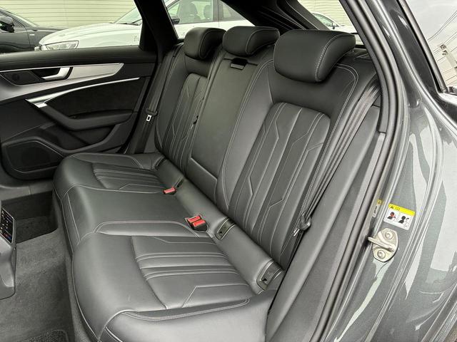 �O�ȃt�����U�[�V�[�g�w���X�́A�֓��ő�K�͂̍݌ɑ䐔��W�����Ă���܂��B���ꂽ���[�h�ɂ��ԗ���ۊǂ��Ă���܂��̂ŁA���\��̏�ł̂�������������߂��Ă���܂��I�x