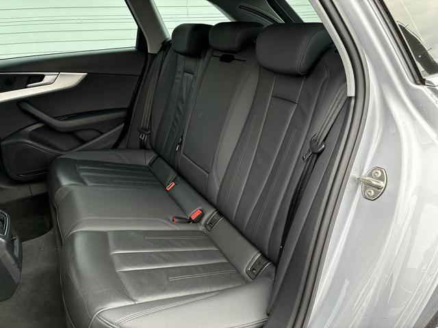 ����ȃV�[�g�w���X�́A�֓��ő�K�͂̍݌ɑ䐔��W�����Ă���܂��B���ꂽ���[�h�ɂ��ԗ���ۊǂ��Ă���܂��̂ŁA���\��̏�ł̂�������������߂��Ă���܂��I�x