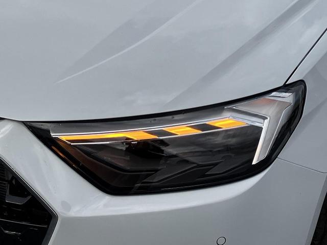 ���k�d�c�w�b�h���C�g�w���[�^�n�C�r�[���A�|�W�V���j���O�����v�ɂ��k�d�c���g�p�B��Ԃł��N���A�Ȏ��E���m�ۂł����S���ĉ^�]���Ă��������܂��B�܂��L�Z�m���w�b�h���C�g�����ȃG�l�E�������ƂȂ��Ă���܂��B