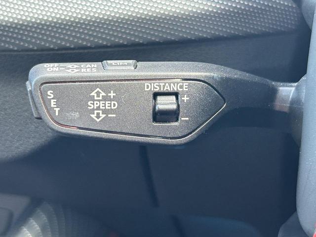 ＳＱ２ ベースグレード　インテリアデザインＰＫＧ　アシスタンスＰＫＧ　ＯＰ１９インチＡＷ　レッドブレーキキャリパー　ナビゲーションＰＫＧ　バーチャルＣＰ　レーンアシスト　サイドアシスト　ファインナッパレザー　シートヒーター（9枚目）